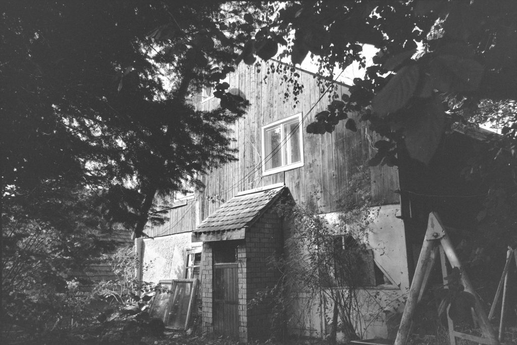 Analoge Aufnahme eines verlassenen Haus